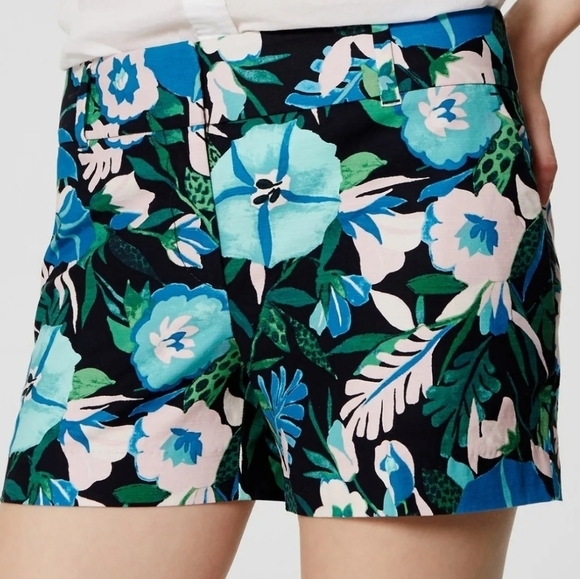 LOFT Riviera Navy Blue Floral Tropical Print Tailored Cotton Blend Summer Shorts - Picture 3 of 15